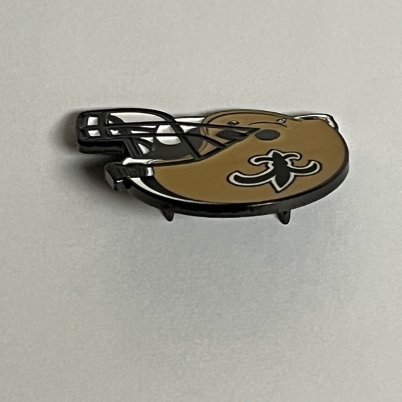 New Orleans Saints Helmet Hat Pin Streetwear Hats Bag Football Fitted New Era - Picture 4 of 8